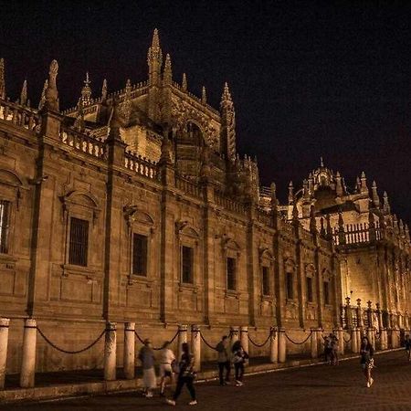 Atico Con Piscina Junto Catedral De Sevilla מראה חיצוני תמונה