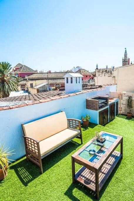 Atico Con Piscina Junto Catedral De Sevilla מראה חיצוני תמונה