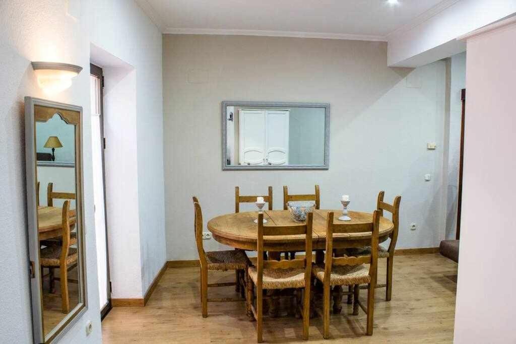 Atico Con Piscina Junto Catedral De Sevilla מראה חיצוני תמונה
